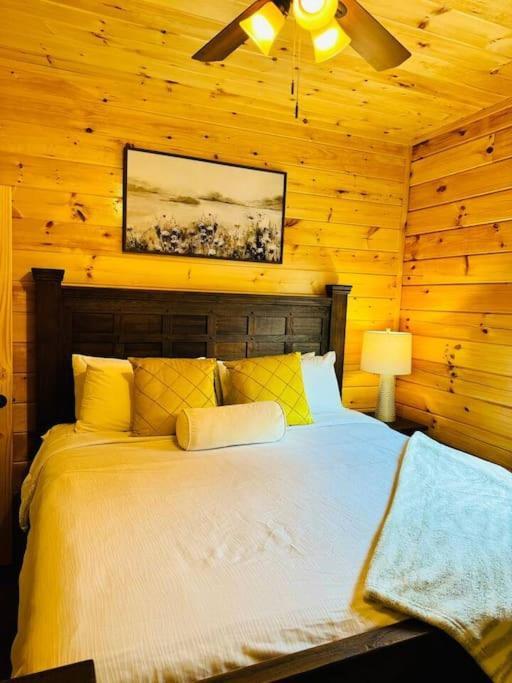 New! Indoor Pool/Ps 5/Hot Tub/Parkway Villa Pigeon Forge Eksteriør bilde