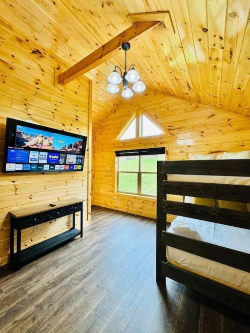 New! Indoor Pool/Ps 5/Hot Tub/Parkway Villa Pigeon Forge Eksteriør bilde